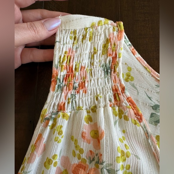 Flowy Floral lightweight Tank Top - Rose & Thyme Size Medium - Picture 7 of 9